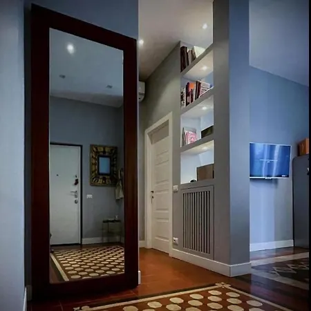 A Casa Di ميلان